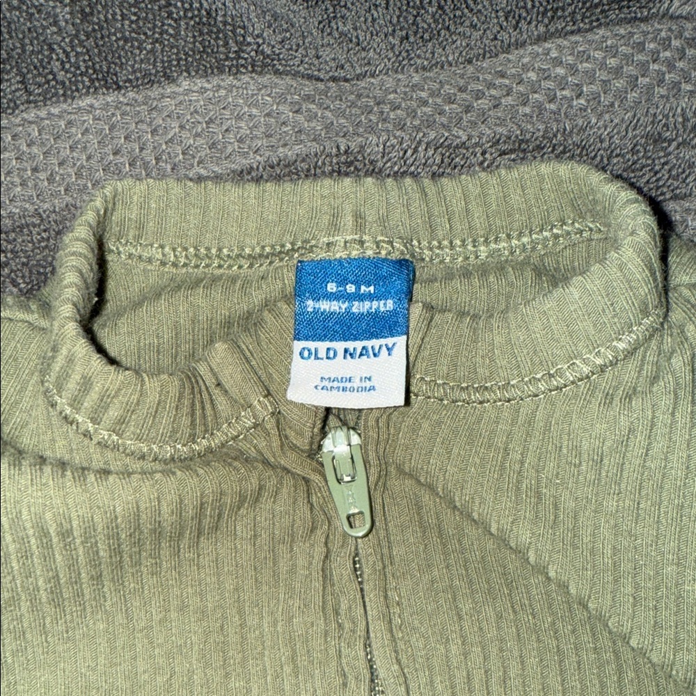 Cozy Kids One Piece Set - Cream and Green - Picture 3 of 6